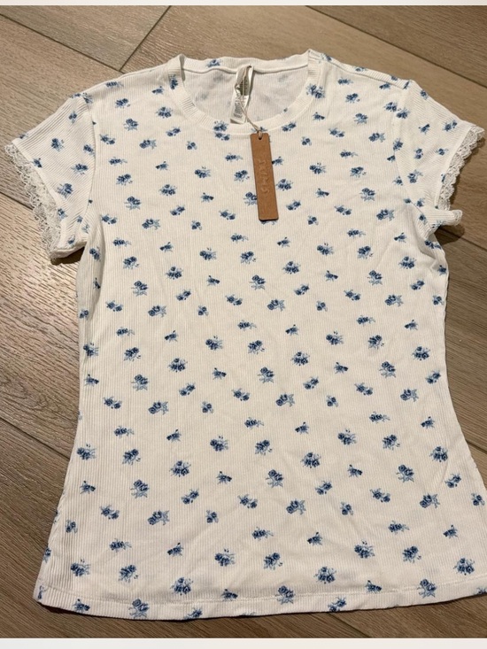 SKIMS Tops - SKIMS White Short Sleeve Tee with Blue Floral Print